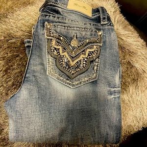 Miss Me Low Rise Bootcut New w/o tags
